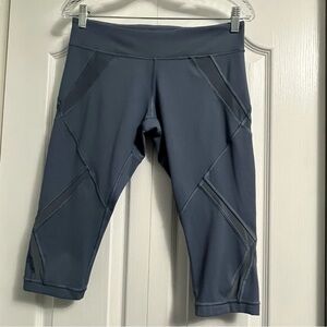 Lululemon Cool To Street Crop leggings women’s size 8 activewear
